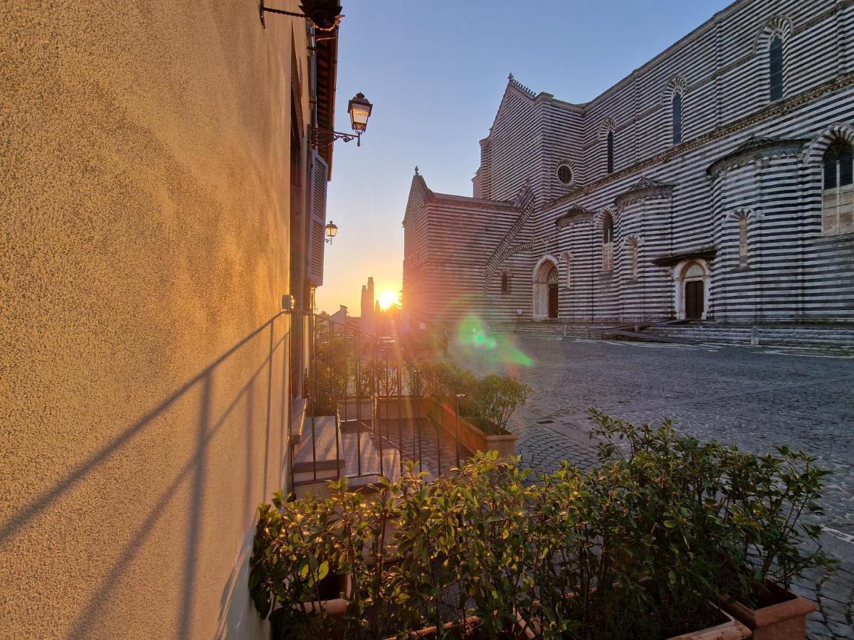 Residenza Duomo Bed and Breakfast Orvieto Eksteriør billede